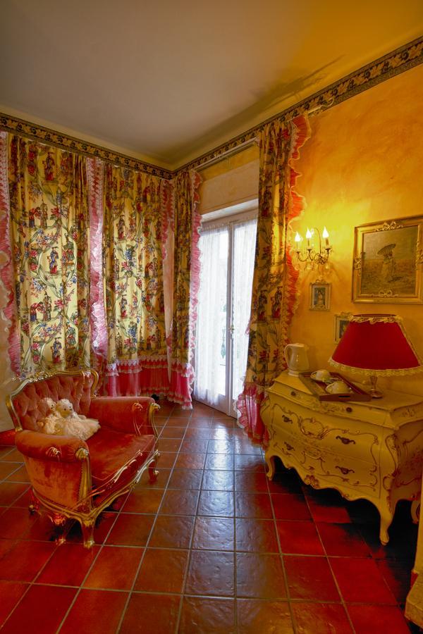 B&B La Maison Degli Angeli Desenzano del Garda Buitenkant foto